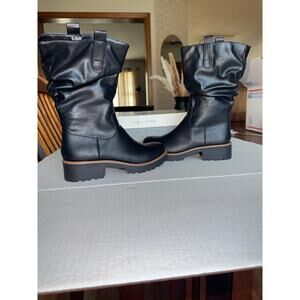 Sun + Stone; Women's Nelliee Lug Sole Slouch Boots; Black; Size 5